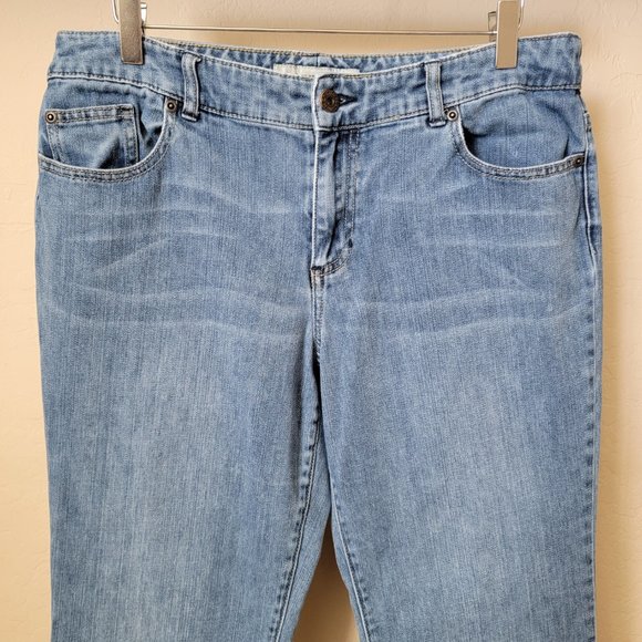 Chico's Platinum Denim Mid Rise Bootcut Denim Jeans Size 2 (12) - Picture 3 of 11